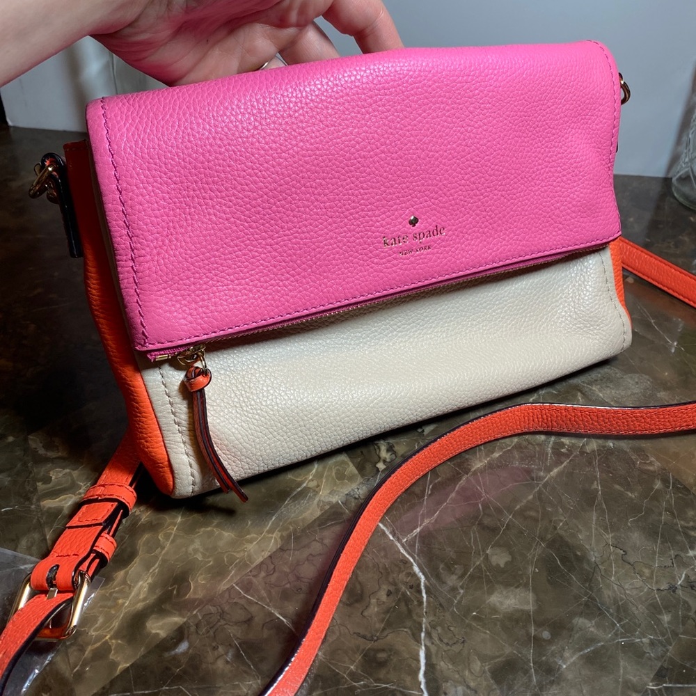 NWOT Kate Spade ♠️ pebbled leather flap crossbody